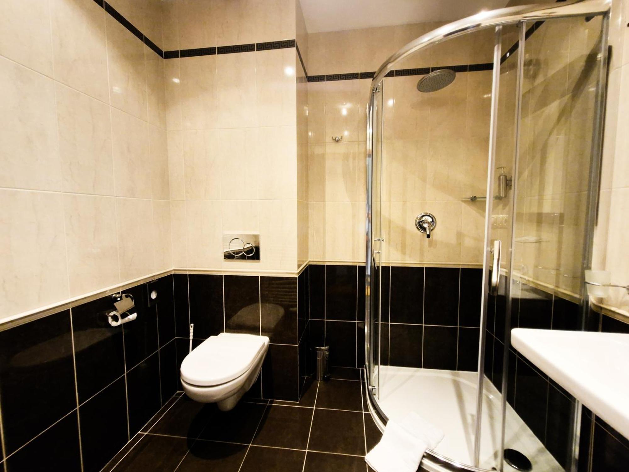 Country Saloon Bela Hotel Стая снимка