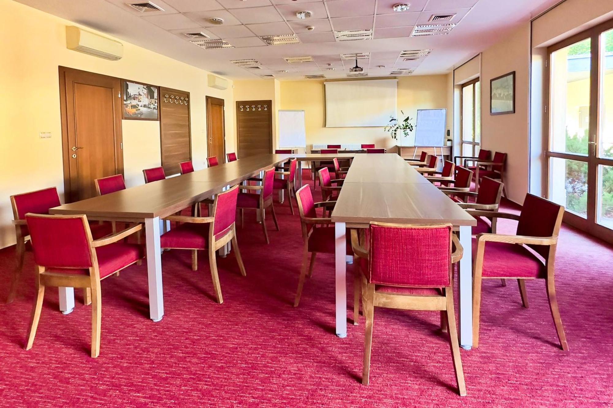 Country Saloon Bela Hotel Екстериор снимка